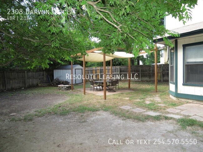 Building Photo - 2308 Darwin Cir