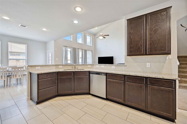 Building Photo - 4611 Hronas Dr
