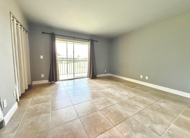 Building Photo - 1625 Meadows Cir