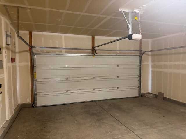 Building Photo - 3714 Zeppelin Ln