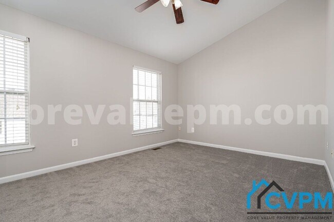 Building Photo - 1691 Fallowfield Ct