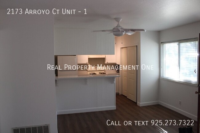 Building Photo - 2173 Arroyo Ct