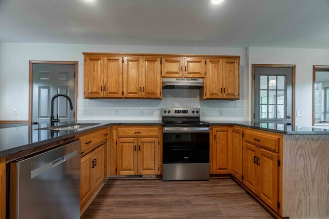 Building Photo - Charming 3-bedroom 2 bath Home in Bella Vi...