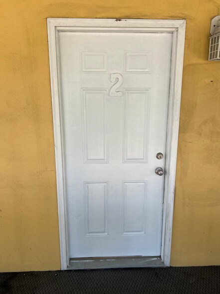 Building Photo - 2100 S Ocean Blvd