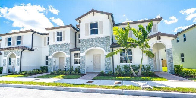 Building Photo - 2646 SE 27th Dr