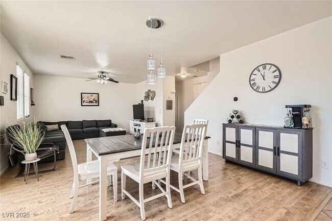 Building Photo - 8252 S Pearl Oasis Ct