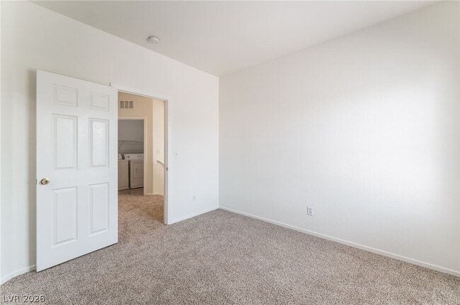 Building Photo - 6758 Lincoln Wood St