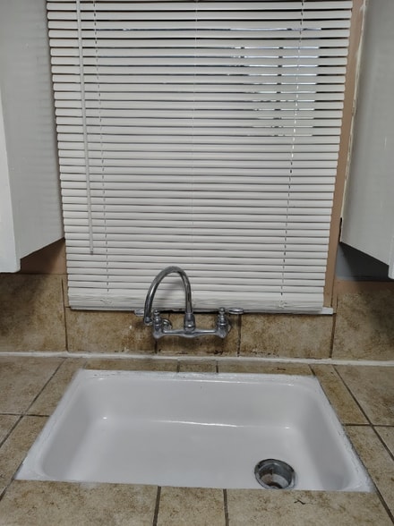 Building Photo - 138 Dorie St