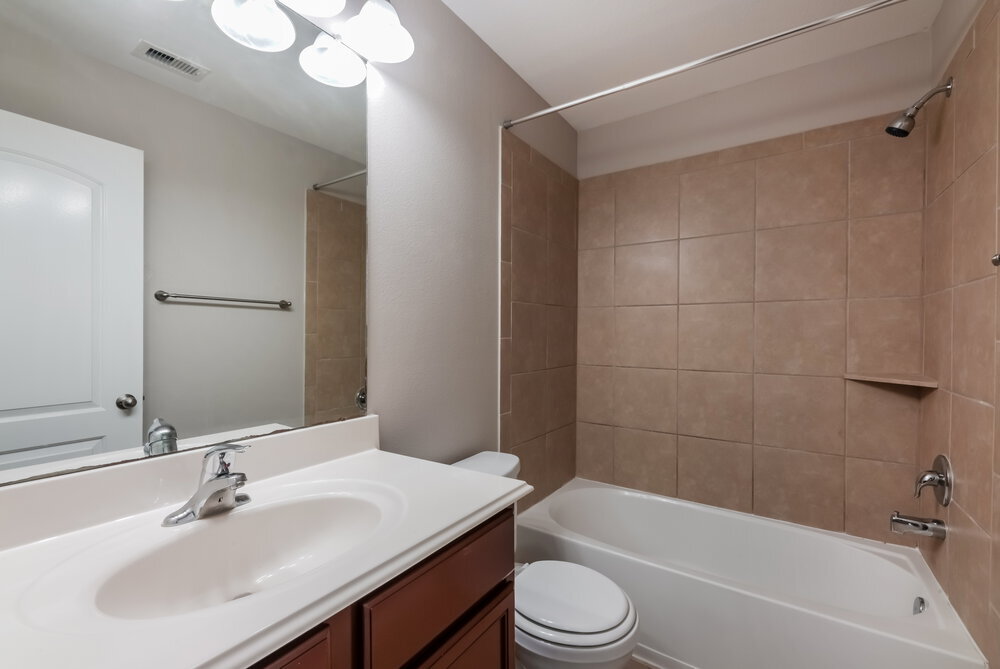 Building Photo - 6515 Gardners Brook