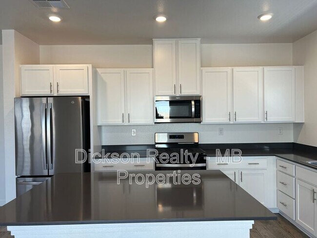Building Photo - 8923 Wolf Moon Dr