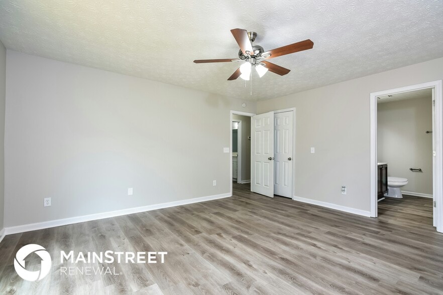 Building Photo - 637 Woodcrest Manor Dr