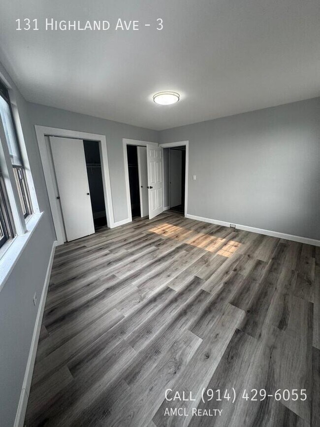 Building Photo - 131 Highland Ave