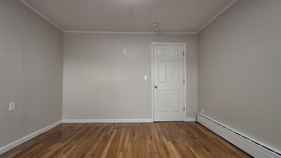 Bedroom - 330 Hudson St