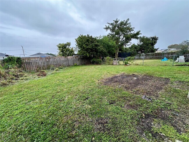 Building Photo - 11467 SW 215th St