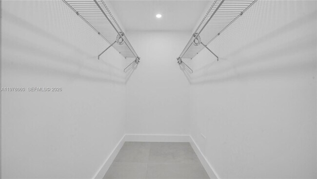 Building Photo - 6070 W 19th Ave