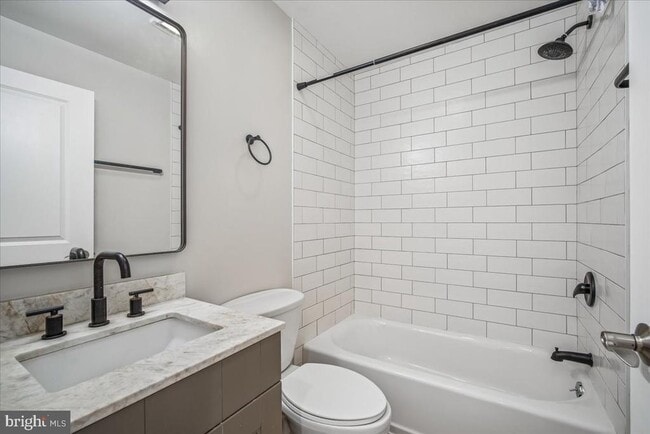 Building Photo - 1317 Harvard St NW