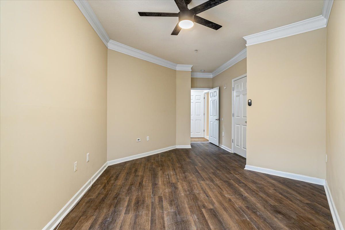 Building Photo - 1850 Cotillion Dr