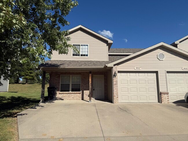 Building Photo - 3922 Snowy Owl Dr
