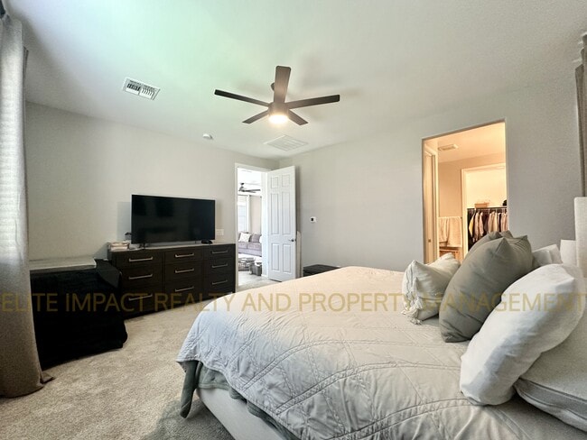 Building Photo - 6715 E Via Arroyo Azul