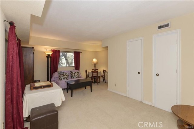 Building Photo - 27875 Rainbow Dr