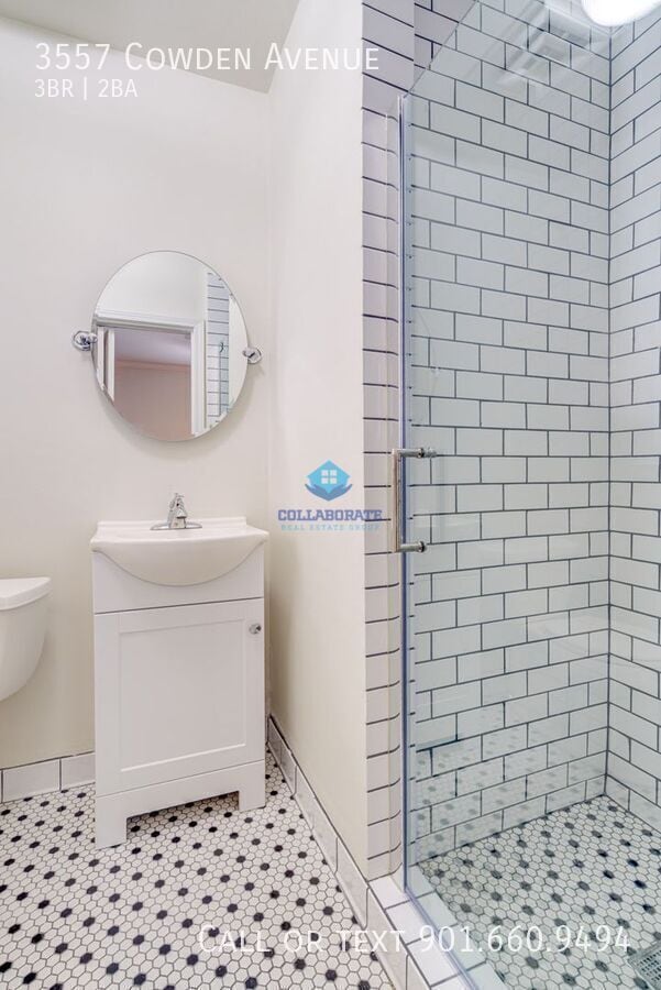Building Photo - 3557 Cowden Ave
