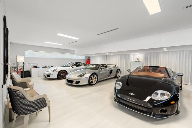 Building Photo - 424 Alamanda Dr