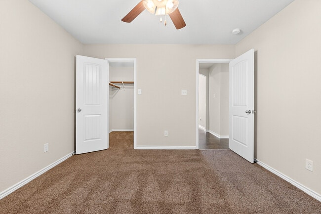 Building Photo - 6408 Tanzanite Dr