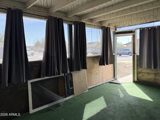 Building Photo - 14015 N 61st Ave