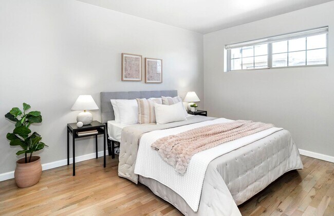 Building Photo - SLOAN'S LAKE: 2-BEDROOM 1 BATH WITH HIGH-END FINISHES