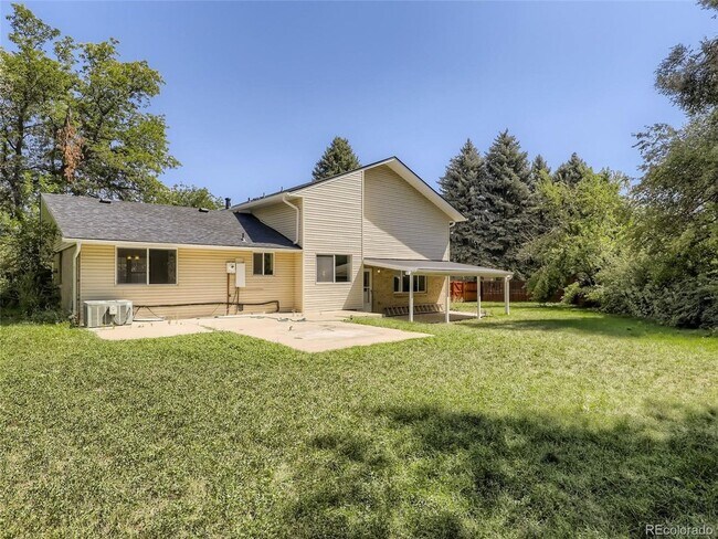 Building Photo - Take advantage of our limited-time offer: ...