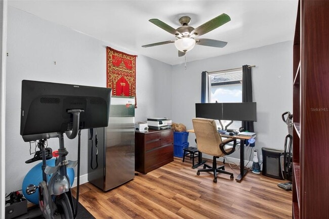 Building Photo - 2174 19th Ave SW