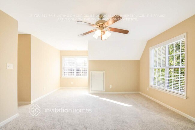 Building Photo - 235 Keller Dr