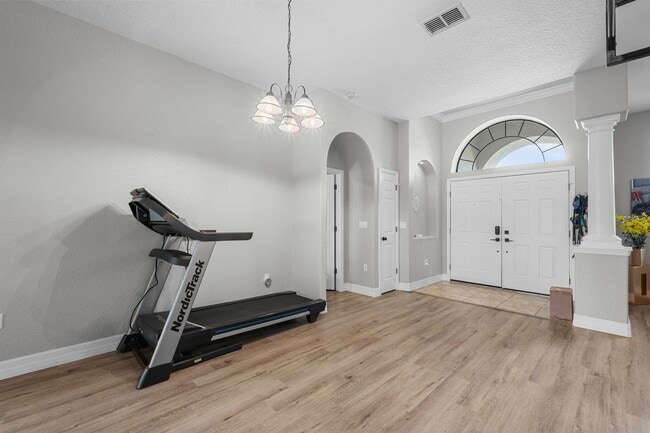Building Photo - Lake Jovita Home for Rent