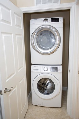 Building Photo - Beautiful One Bedroom Apartment in Fort Walton Beach!