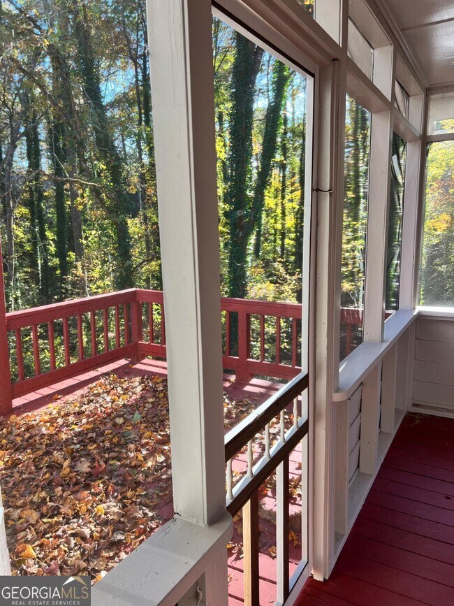 Building Photo - 3990 Rocmar Dr