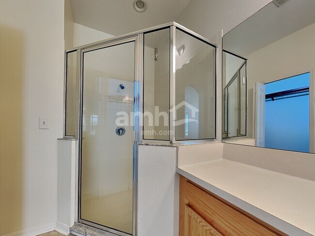 Building Photo - 1511 Emerald Hill Way