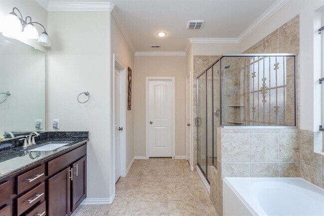 Building Photo - 3707 Cactus Field Ln