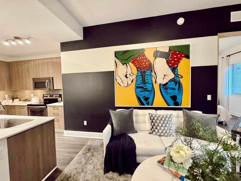 Building Photo - 4461 NW 93rd Doral Ct