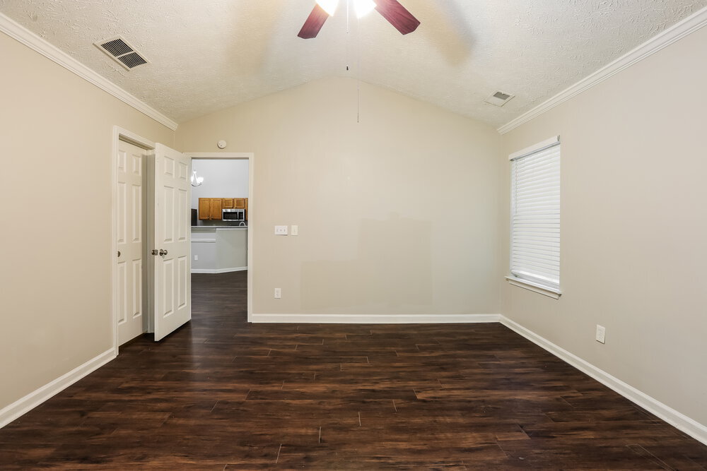 Building Photo - 7065 Springgrove Ct