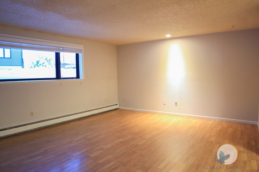 Building Photo - 16 Glacier Ave