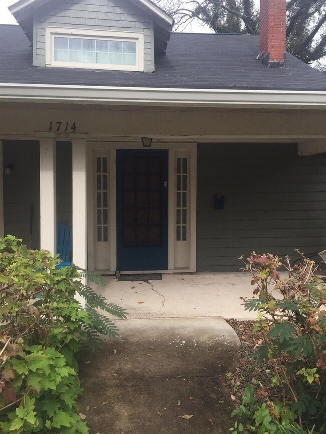 Building Photo - 1714 Ashwood Ave