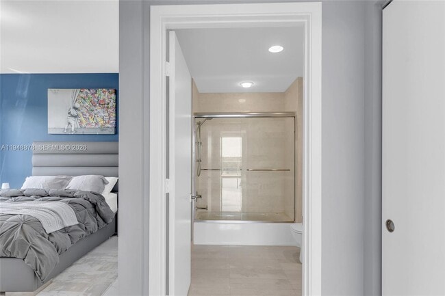 Building Photo - 17111 Biscayne Blvd