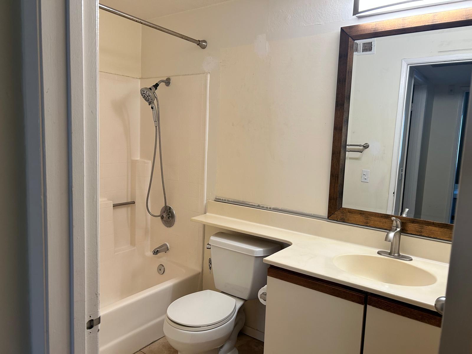 bathroom - 3927 Nobel Dr