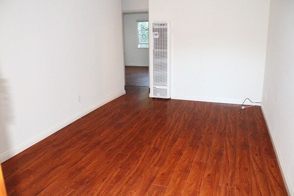 Building Photo - 1733 Speyer Ln