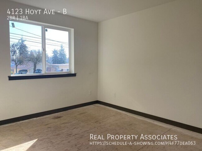 Building Photo - 4123 Hoyt Ave
