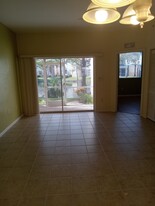 Building Photo - 15420 Bellamar Cir