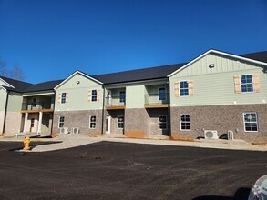 Building Photo - Royal Troon Apartments