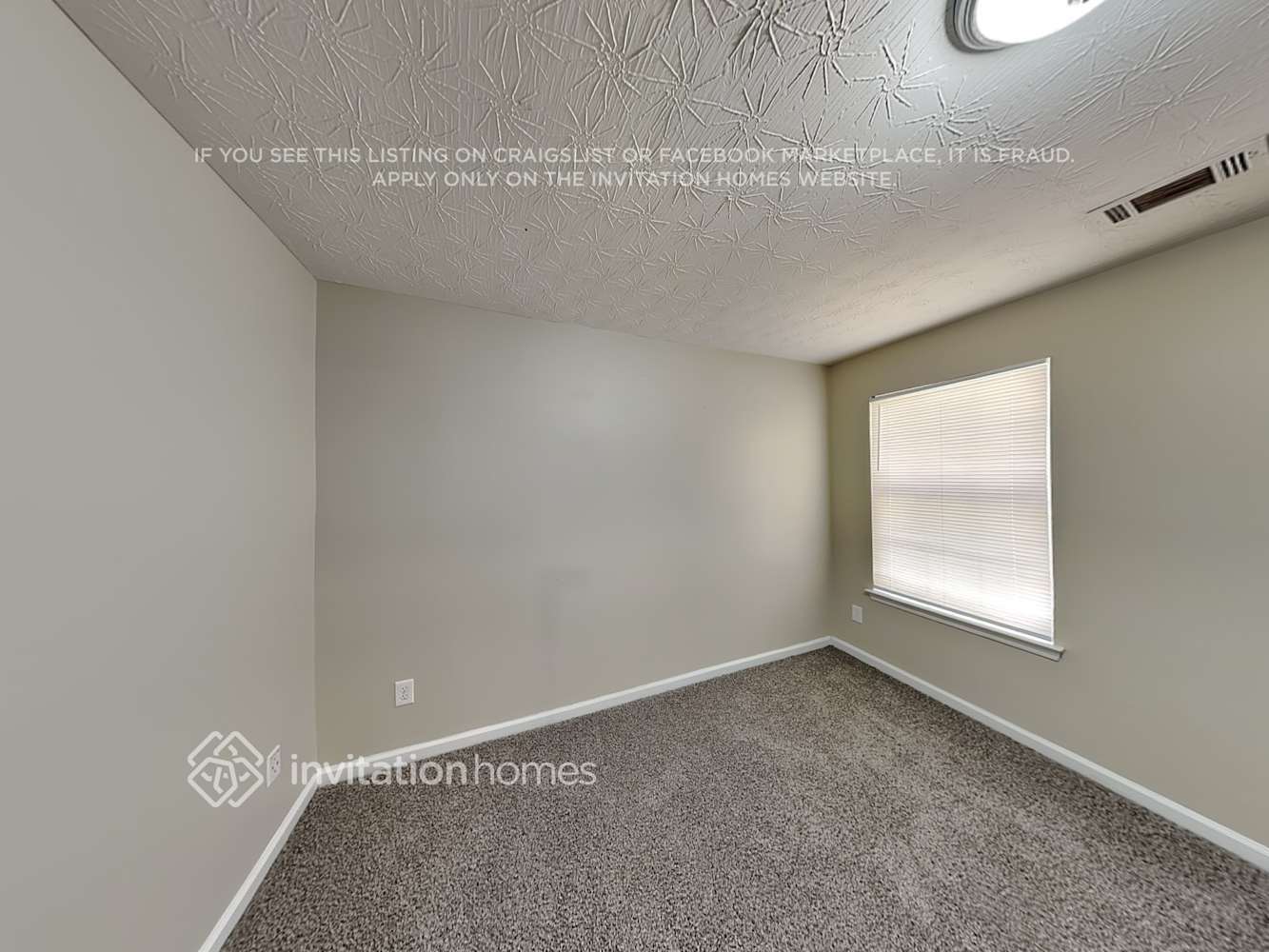 Building Photo - 1023 Lear Dr