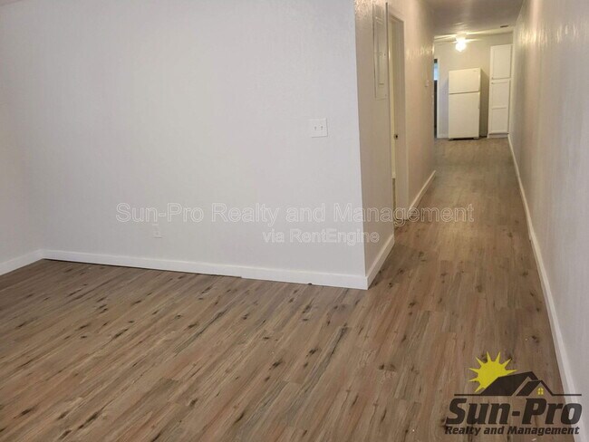 Building Photo - 708 Georgia St