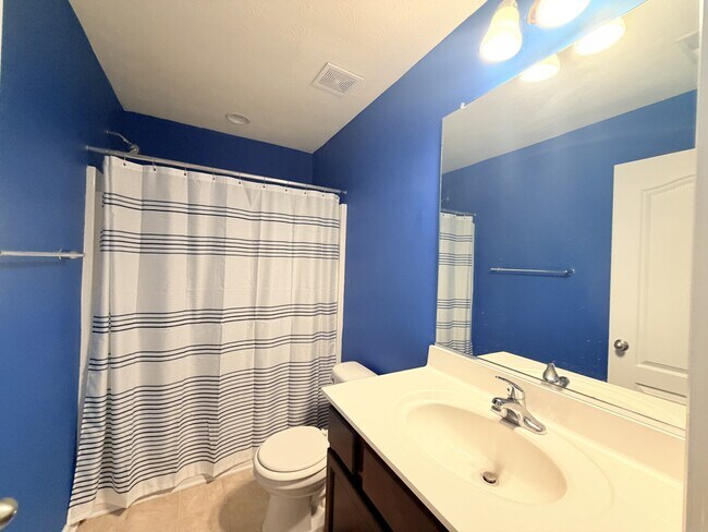 Building Photo - 305 Turquoise Ln